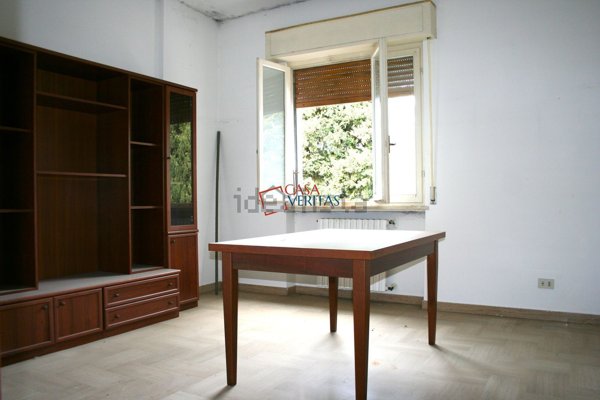 appartamento in vendita a Falconara Marittima in zona Castelferretti