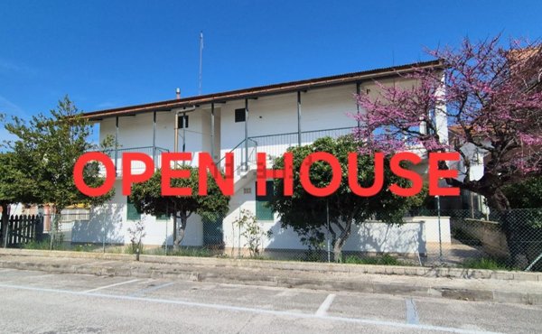 appartamento in vendita a Falconara Marittima