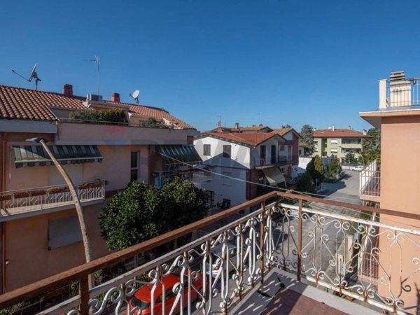 appartamento in vendita a Falconara Marittima