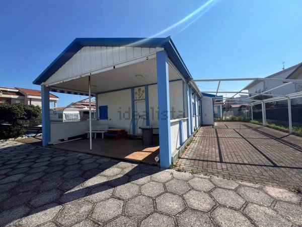 casa indipendente in vendita a Falconara Marittima