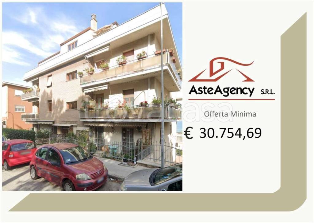 appartamento in vendita a Falconara Marittima