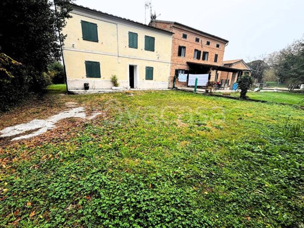 casa indipendente in vendita a Falconara Marittima