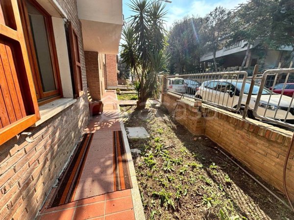 appartamento in vendita a Falconara Marittima in zona Falconara Alta