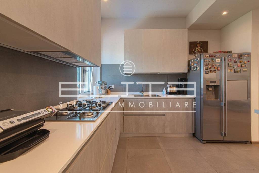 appartamento in vendita a Falconara Marittima in zona Falconara Alta