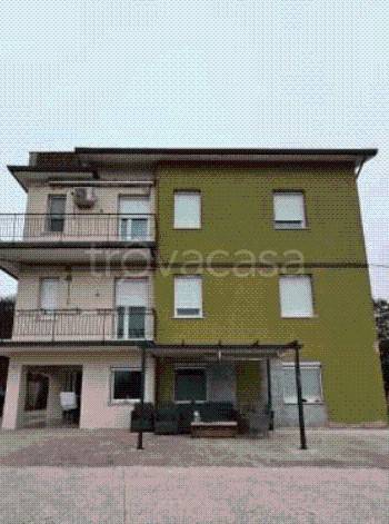 casa indipendente in vendita a Falconara Marittima