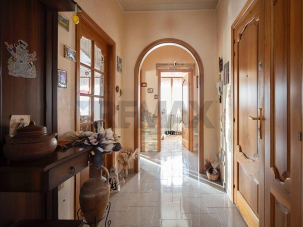 appartamento in vendita a Falconara Marittima in zona Castelferretti