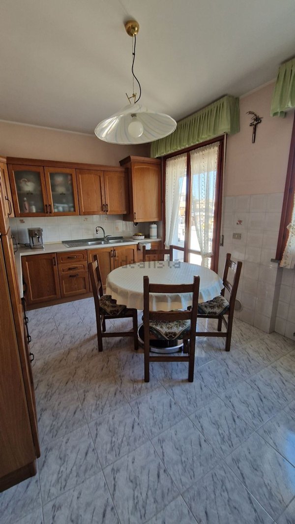 appartamento in vendita a Falconara Marittima in zona Castelferretti