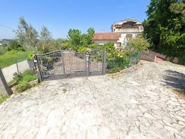 appartamento in vendita a Falconara Marittima