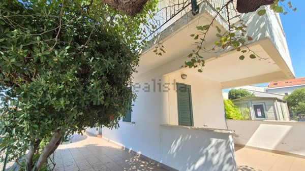 appartamento in vendita a Falconara Marittima