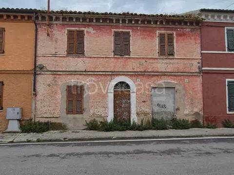 casa indipendente in vendita a Falconara Marittima in zona Castelferretti