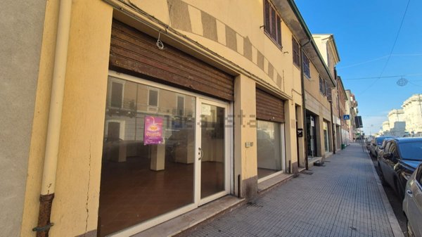 appartamento in vendita a Falconara Marittima