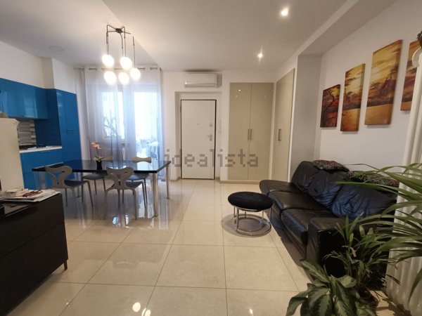 appartamento in vendita a Falconara Marittima