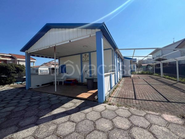 casa indipendente in vendita a Falconara Marittima