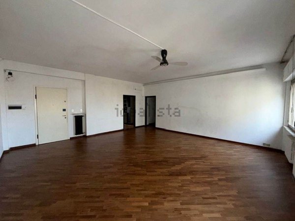 appartamento in vendita a Falconara Marittima
