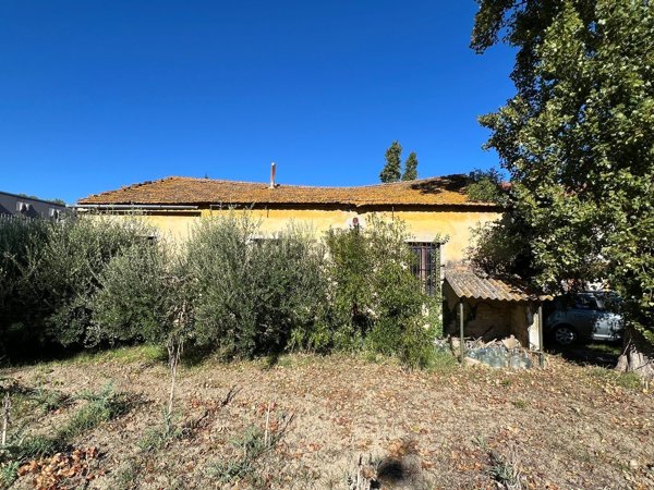 pentavano in vendita a Falconara Marittima in zona Castelferretti