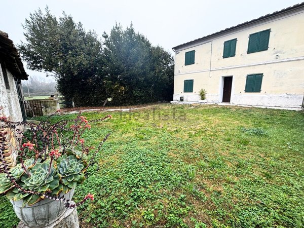 casa indipendente in vendita a Falconara Marittima