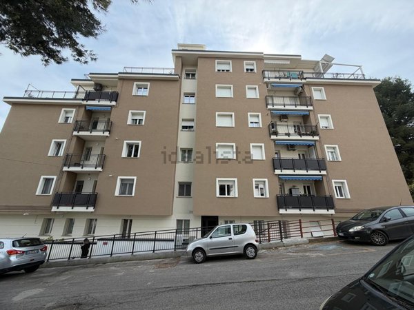 appartamento in vendita a Falconara Marittima in zona Falconara Alta