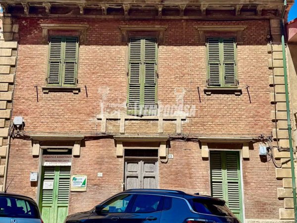 appartamento in vendita a Falconara Marittima in zona Palombina Vecchia