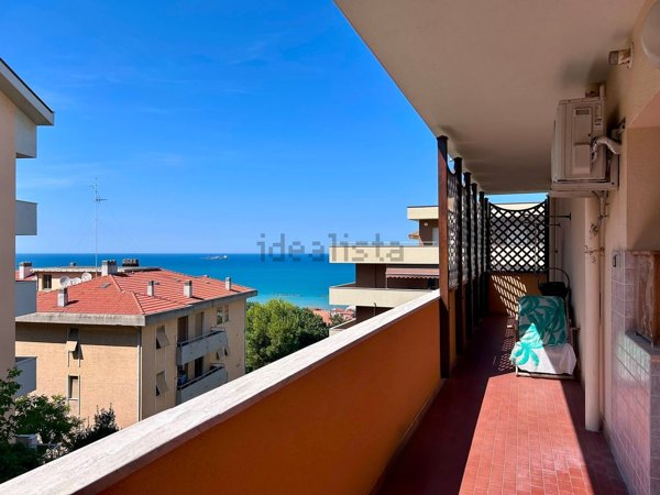appartamento in vendita a Falconara Marittima in zona Falconara Alta