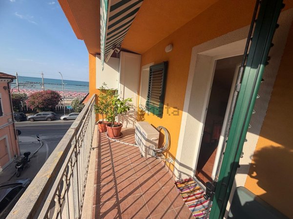 casa indipendente in vendita a Falconara Marittima