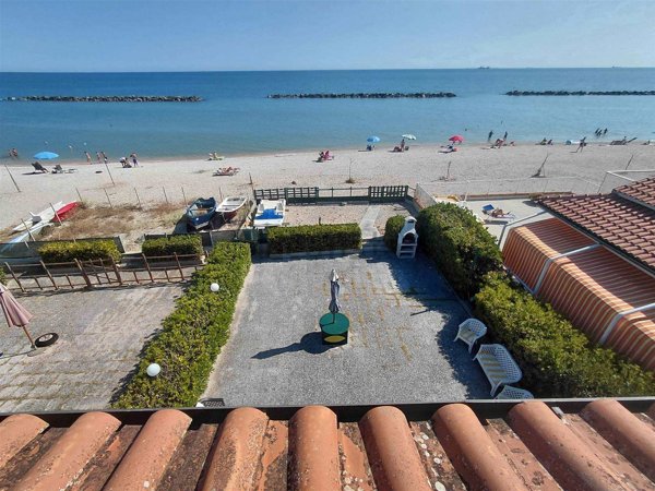 casa indipendente in vendita a Falconara Marittima