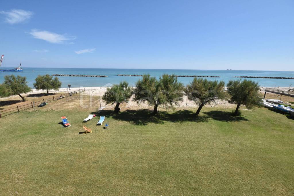appartamento in vendita a Falconara Marittima