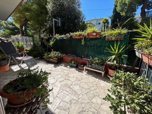 appartamento in vendita a Falconara Marittima in zona Falconara Alta
