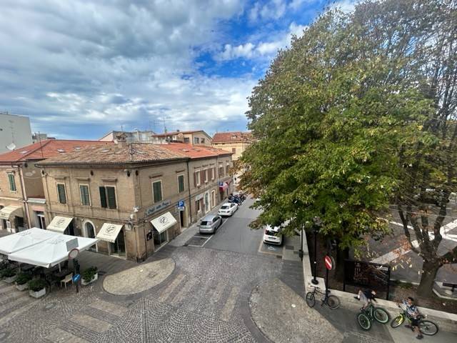 appartamento in vendita a Falconara Marittima in zona Palombina Vecchia