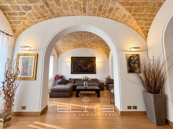 casa indipendente in vendita a Diso in zona Marittima