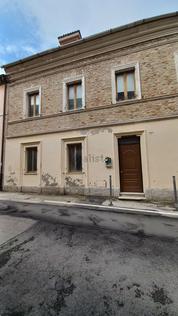 casa indipendente in vendita a Falconara Marittima in zona Falconara Alta