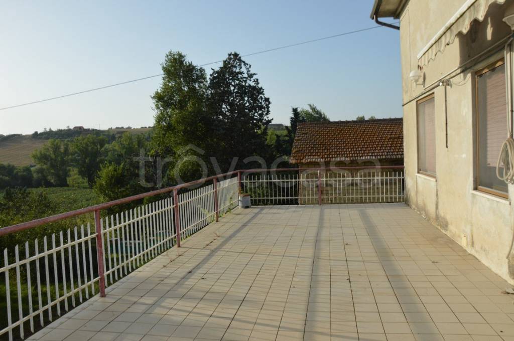 casa indipendente in vendita a Filottrano