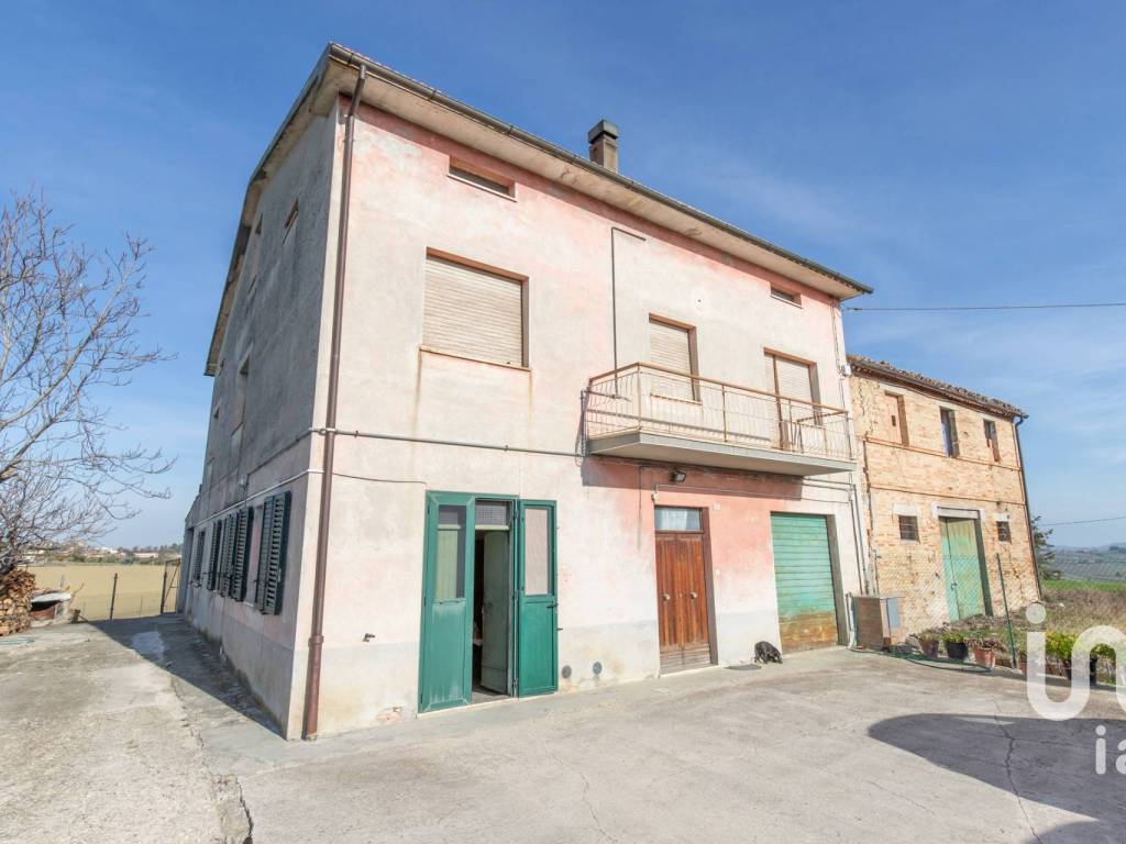 casa indipendente in vendita a Filottrano in zona Cantalupo