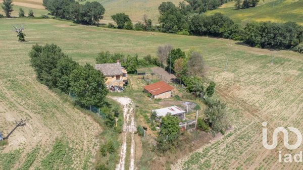 casa indipendente in vendita a Filottrano