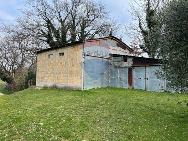 casa indipendente in vendita a Filottrano
