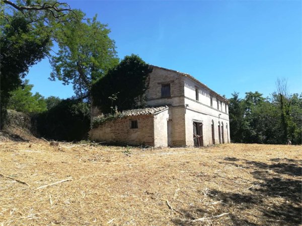 casa indipendente in vendita a Filottrano