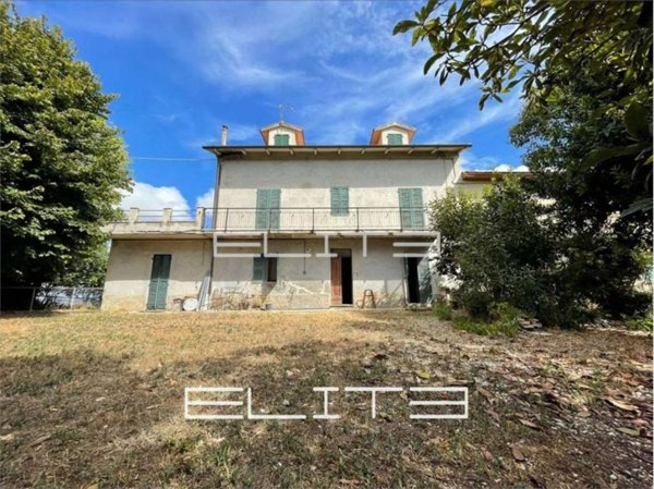 casa indipendente in vendita a Filottrano in zona Montoro
