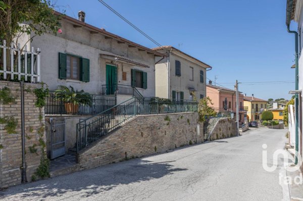 casa indipendente in vendita a Filottrano in zona San Biagio
