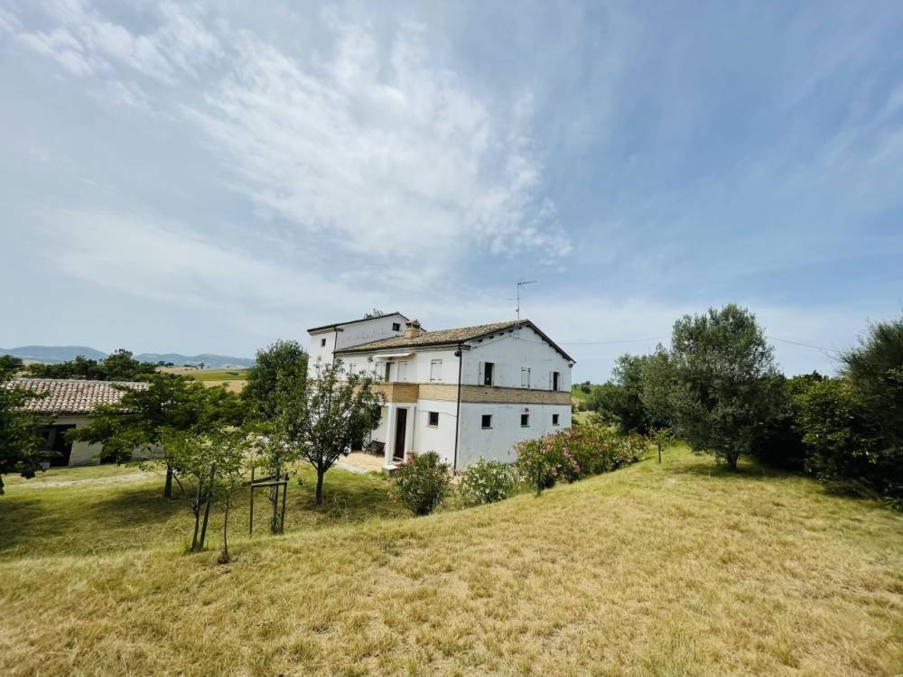 casa indipendente in vendita a Filottrano