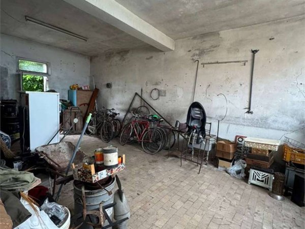casa indipendente in vendita a Filottrano in zona Montoro