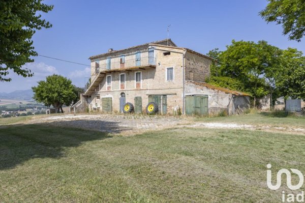 casale in vendita a Filottrano
