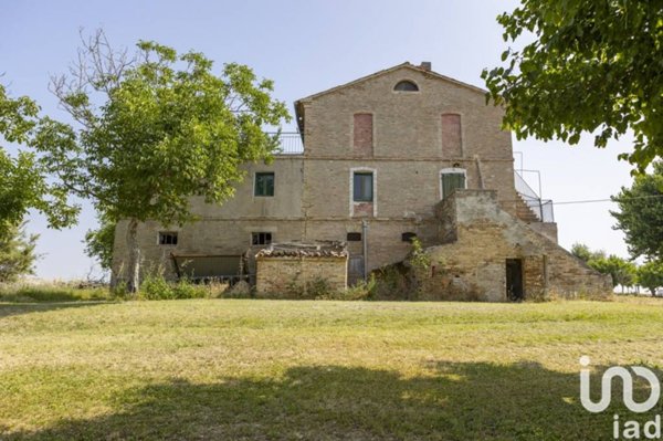 casa indipendente in vendita a Filottrano