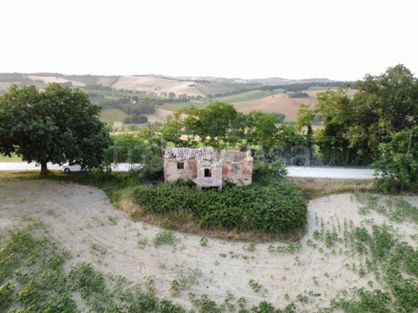 casa indipendente in vendita a Filottrano