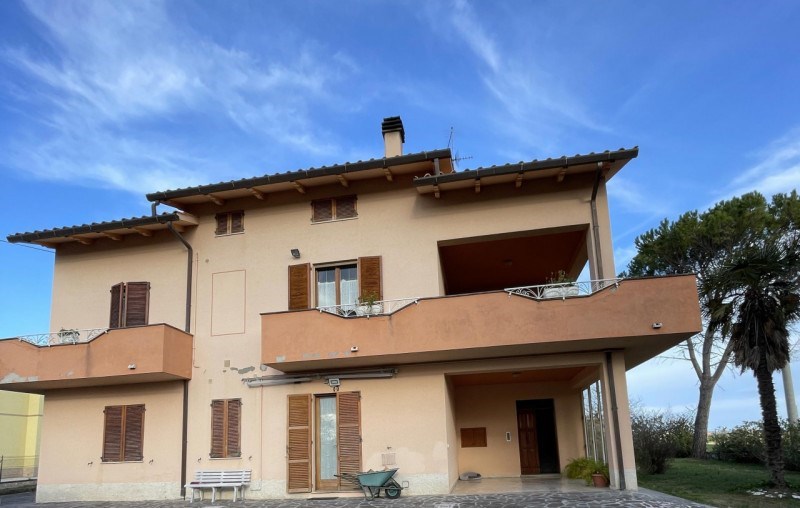 casa indipendente in vendita a Filottrano