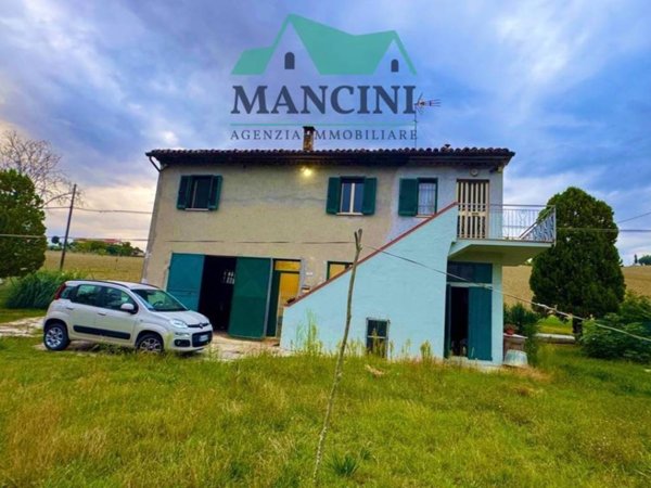 casa indipendente in vendita a Filottrano
