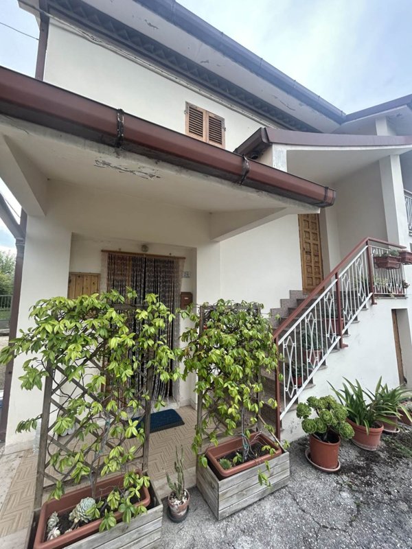casa indipendente in vendita a Filottrano