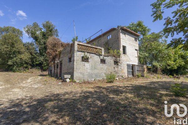 casa indipendente in vendita a Filottrano
