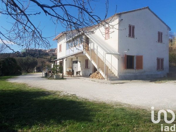 casa indipendente in vendita a Filottrano