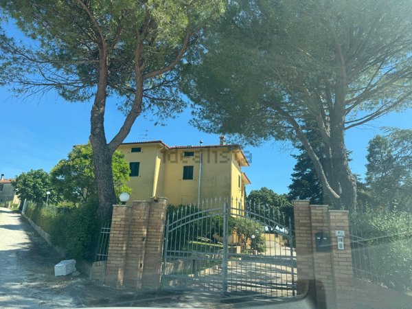 casa indipendente in vendita a Filottrano