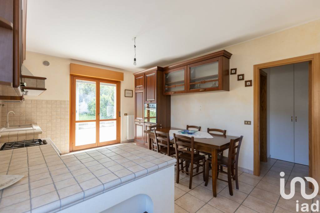 casa indipendente in vendita a Filottrano in zona Tornazzano