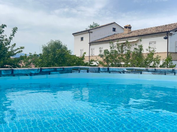 casa indipendente in vendita a Filottrano